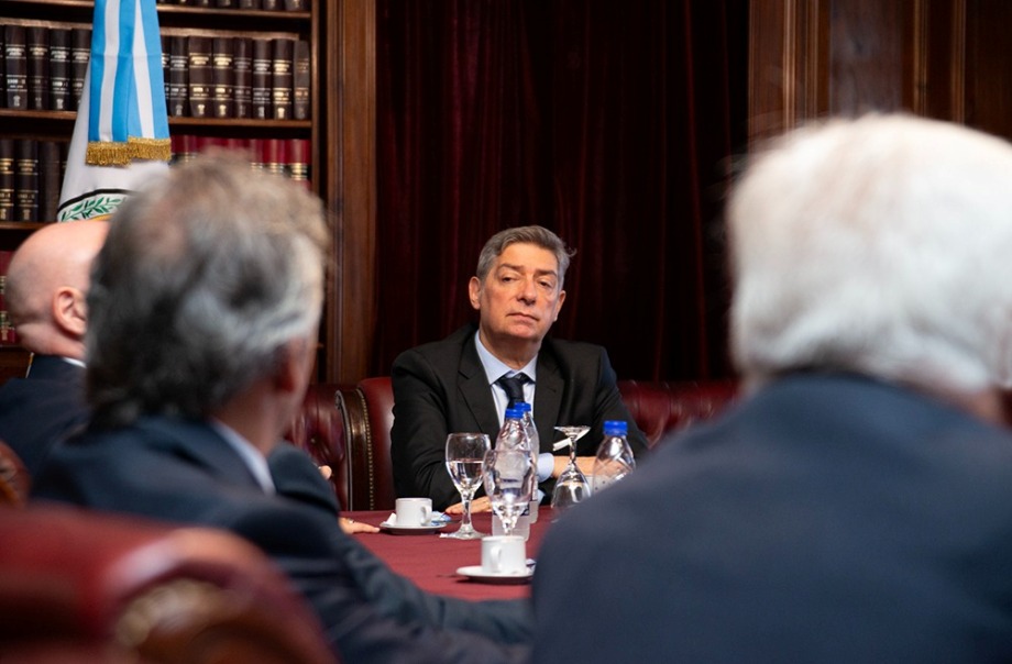 Encuentro de Horacio Rosatti con la comisión directiva de la JuFeJus.