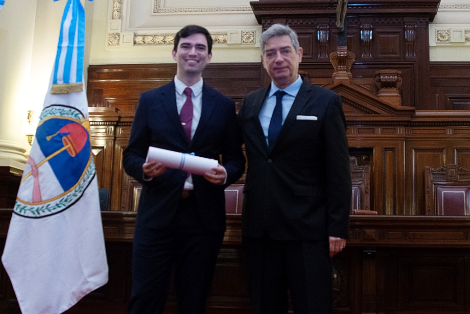 Primo, Marco (Universidad de Buenos Aires, 9.70).